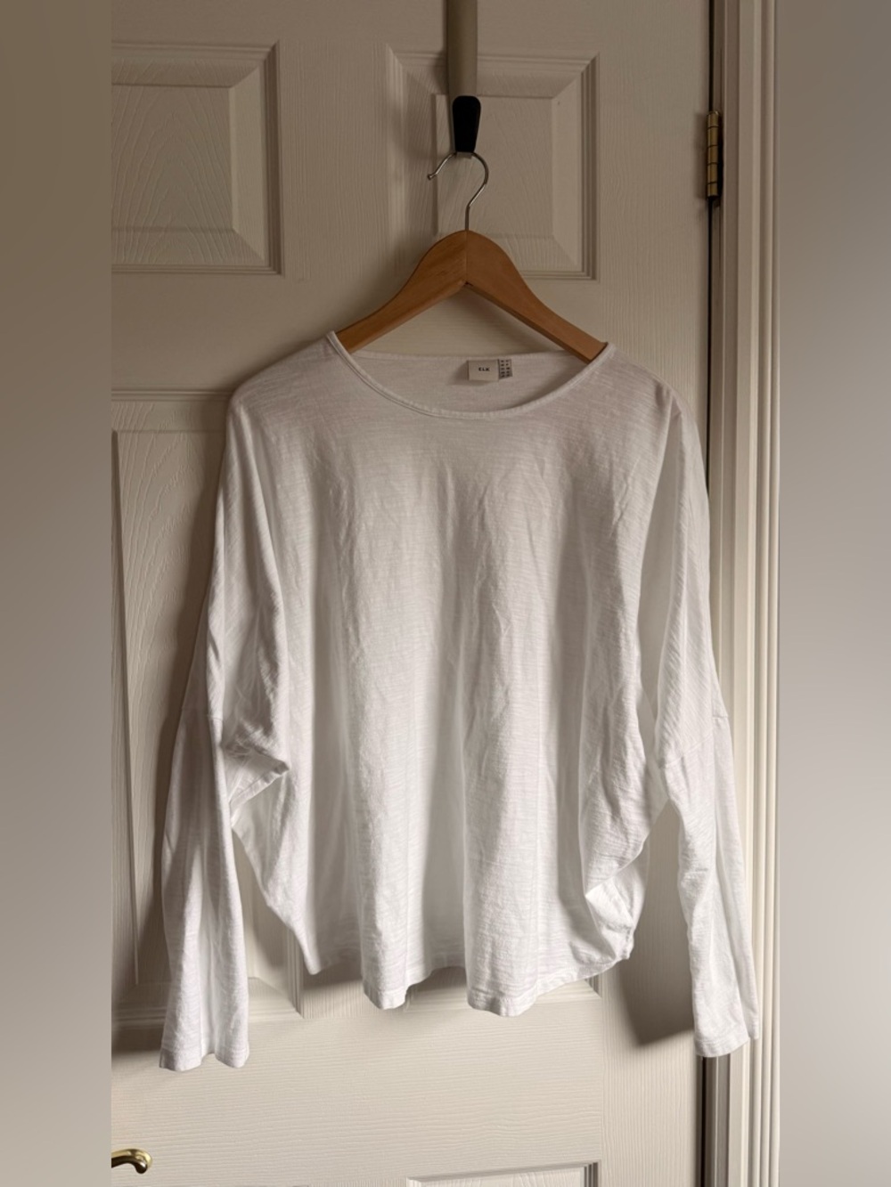 Elk Long-Sleeve Crewneck Shirt - White